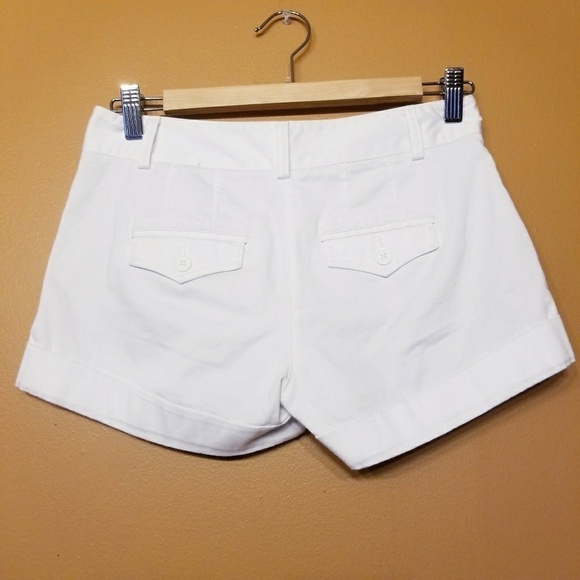 Lilly Pulitzer | Women’s Joette White Stretch Shorts (Size 0) - Picture 9 of 9